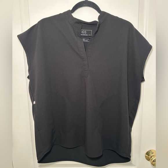 Rafaela Oversized Scrub Top, Black, Medium - Picture 1 of 4